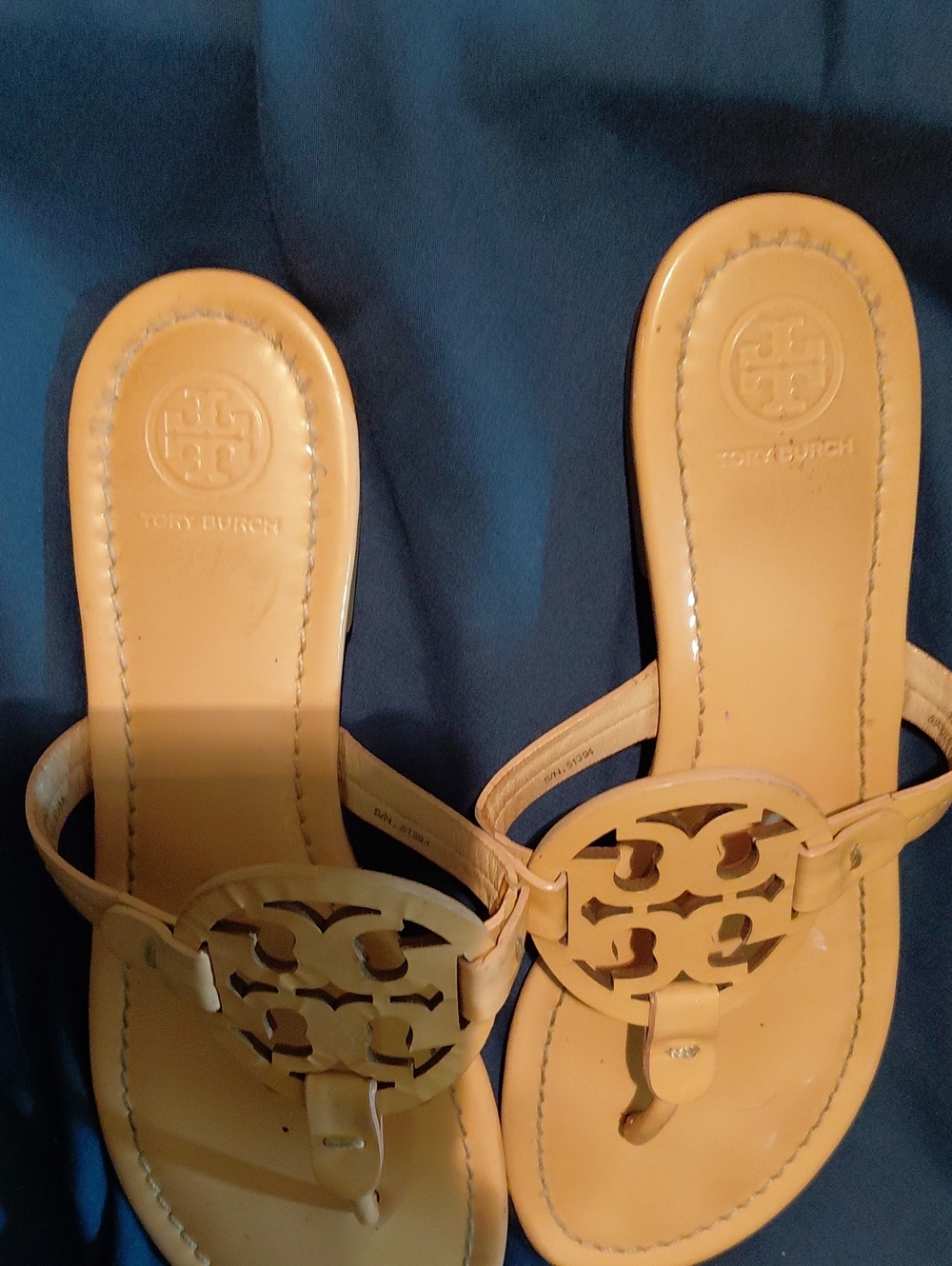 Tory Burch Tan Logo Cutout Thong Sandals
